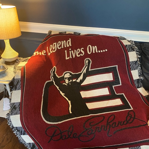 Dale Earnhardt throw blanket afghan. - Picture 3 of 5
